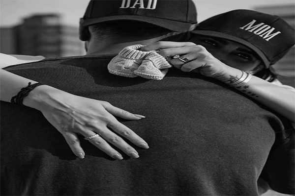 Karishma Tanna के घर जल्द गूंजेगी किलकारी, पोस्ट शेयर कर दी जानकारी