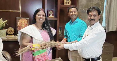 रांची : वार्ड पार्षदों के साथ बैठक में बोलीं मेयर- पुष्प गुच्छ की जगह नगर निगम की आवश्यक चीजें भेंट करें