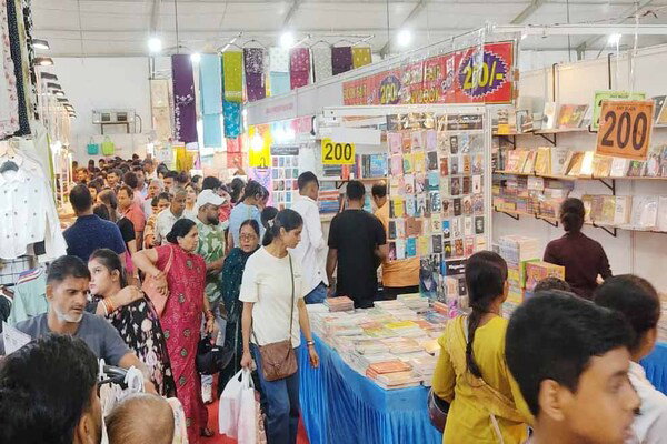 रांची : 17वें इंडिया इंटरनेशनल मेगा ट्रेड फेयर का समापन, अंतिम दिन भी उमड़ी भीड़