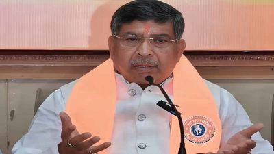 Political News: गोड्डा में प्रसूता की मौत पर भाजपा का हमला, स्वास्थ्य व्यवस्था को लेकर सरकार को घेरा