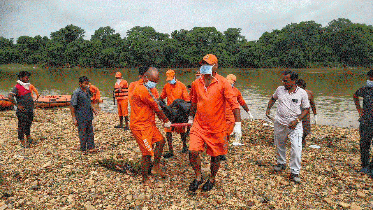 Jamshedpur :  आसंगी चेकडैम में डूबे NIT छात्र का शव चार दिन बाद सोनारी के दोमुहानी से बरामद