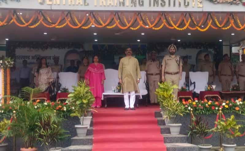 झारखंड अग्निशमन सेवा को मिली नई ताकत, CM ने 58 अत्याधुनिक दमकल को दिखाई हरी झंडी