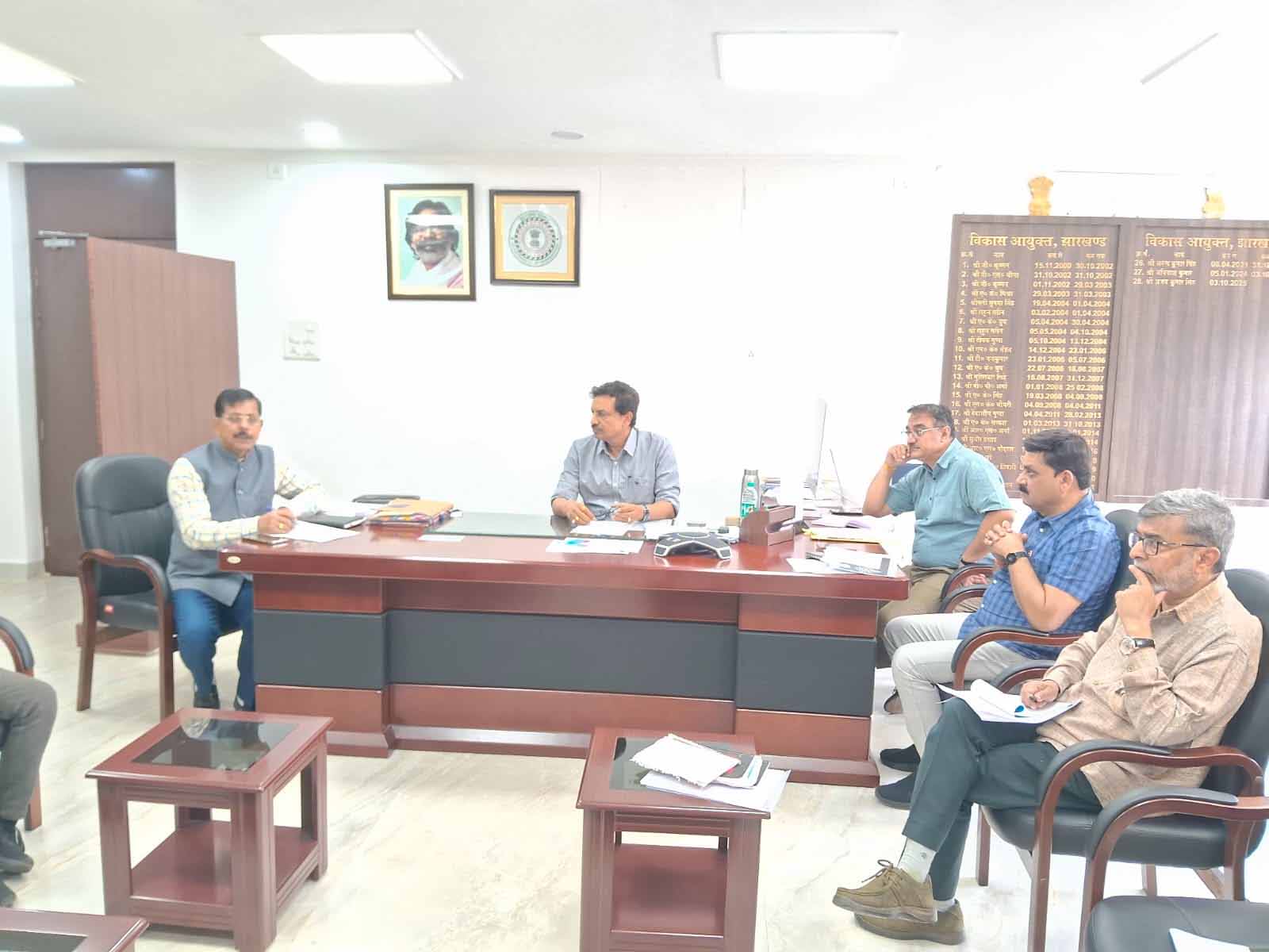 Jharkhand News: स्वास्थ्य विभाग सख्त, बार-बार इस्तीफा देने वाले डॉक्टरों पर लगेगा बैन