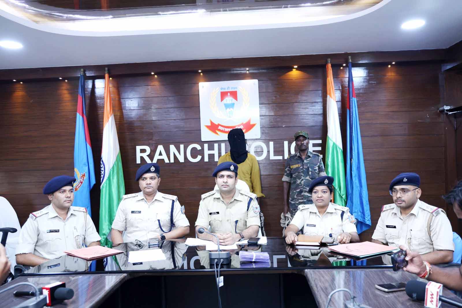 Ranchi : प्रेम प्रसंग में हत्या का मुख्य आरोपी गिरफ्तार, चुटिया के रानी कुमारी हत्याकांड का खुलासा