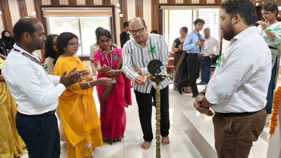 मानसिक स्वास्थ्य की रक्षा के लिए चिंता नहीं, चिंतन करें : DSPMU कुलपति