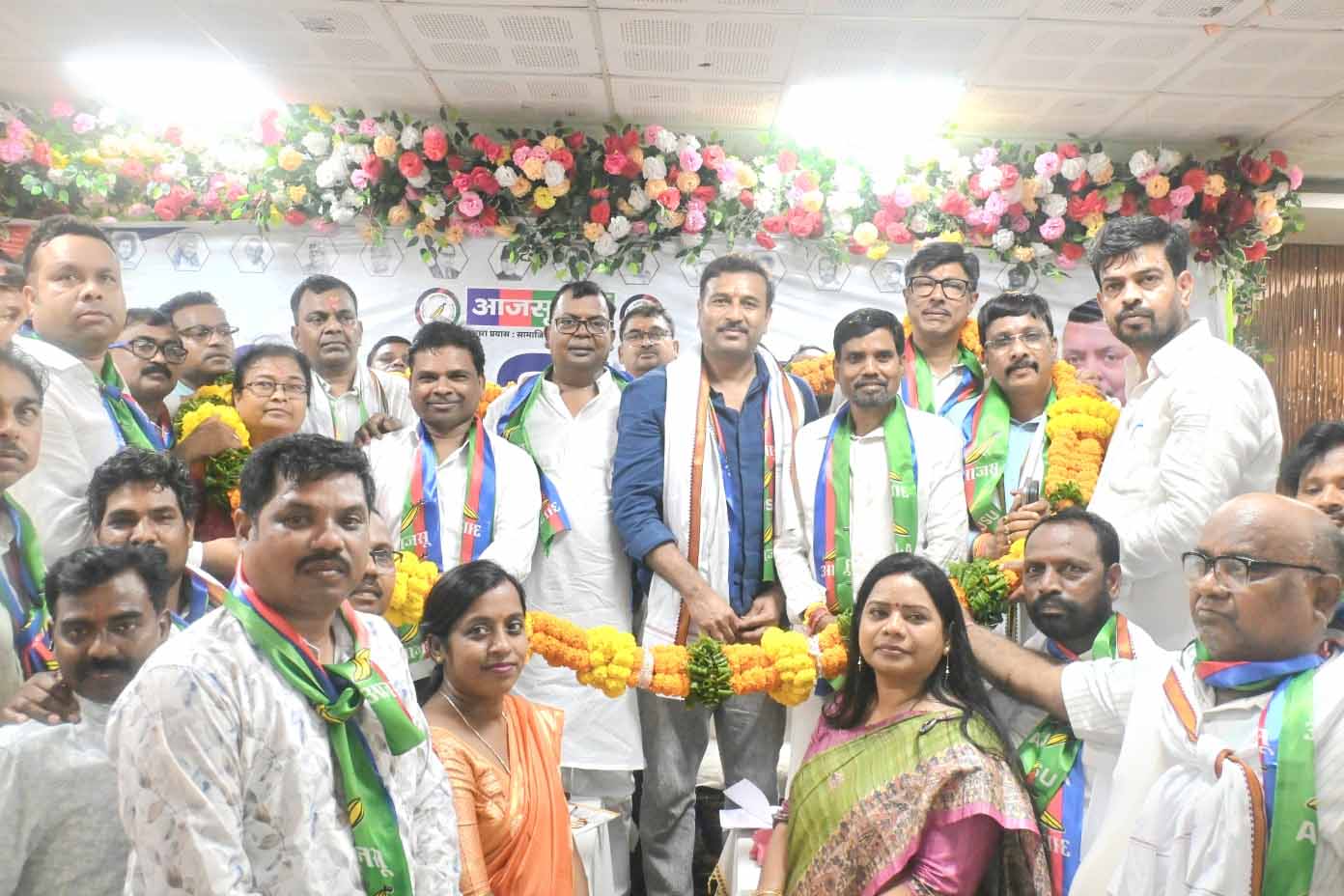 Bokaro : आजसू की केंद्रीय समिति बैठक में संगठन विस्तार व आगामी कार्यक्रमों पर मंथन