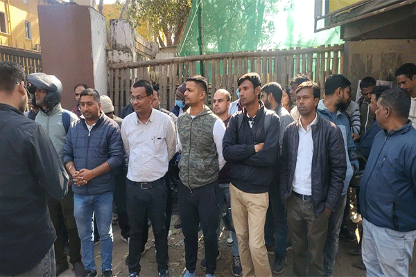 JPSC कार्यालय के बाहर छात्रों का विरोध, आयु सीमा विस्तार की गुहार