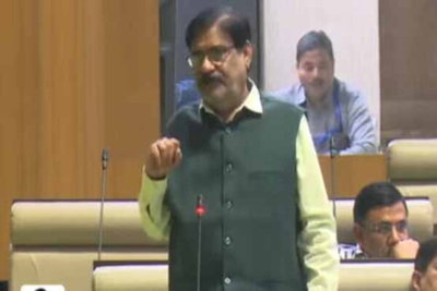 झा. विस: सत्येंद्र नाथ तिवारी ने शिक्षा, नगर विकास व सड़क योजनाओं पर उठाए सवाल