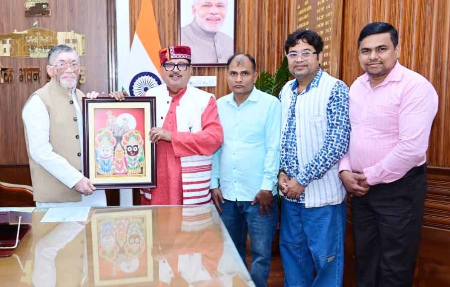 राज्यपाल संतोष गंगवार से मिला कोल्हान का प्रतिनिधिमंडल, सौंपा ज्ञापन