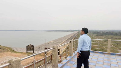 Deoghar News : डीसी ने पुनासी जलाशय व शहरी जलापूर्ति योजना का किया निरीक्षण