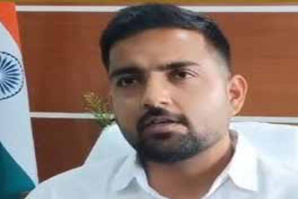 Palamu News : जैक 12वीं टॉपर्स को DC-DDC ने किया सम्मानित, छात्रों को दिया सफलता का मंत्र