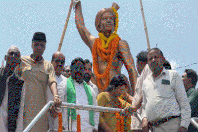 Hazaribagh News: भगवान बिरसा मुंडा की 126वीं पुण्यतिथि पर कांग्रेसियों ने दी  श्रद्धांजलि
