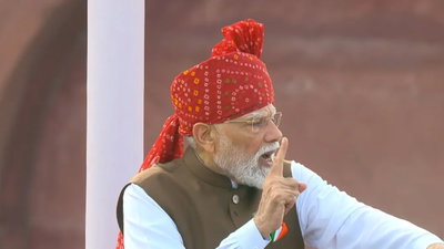 लाल किले से पीएम मोदी का संदेश: 2047 तक विकसित भारत का संकल्प, ऊर्जा आत्मनिर्भरता पर जोर
