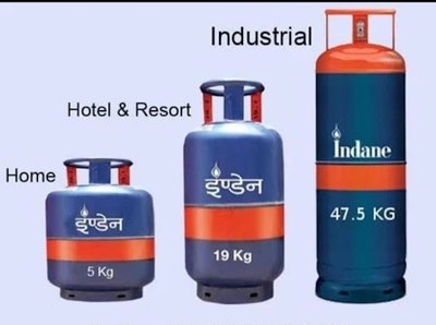 कॉमर्शियल गैस सिलेंडर के दाम 994 रुपये बढ़े, रेस्टोरेंट में खाना, चाय, पकौड़े व समोसे महंगे