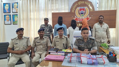 पलामूः हुसैनाबाद में मार्बल व्यवसायी से रंगदारी मांगने के तीन आरोपी गिरफ्तार