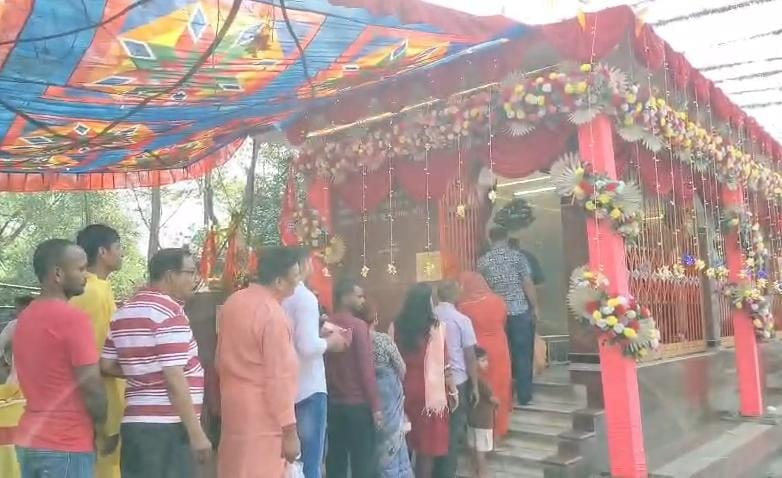धनबादः कोयलांचल में भक्ति और उत्साह का संगम, रामनवमी पर हनुमान मंदिरों में उमड़ा जनसैलाब