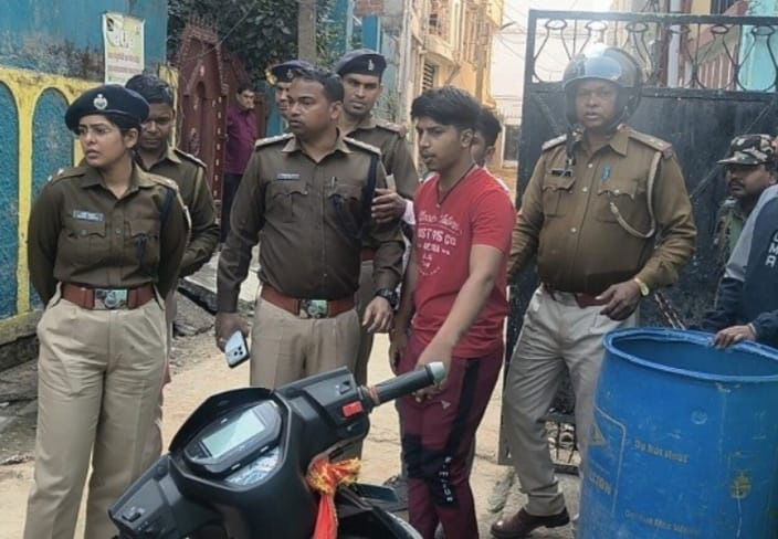 रांचीः सुखदेवनगर इलाके से ड्रग्स पैडलर को पुलिस ने किया गिरफ्तार