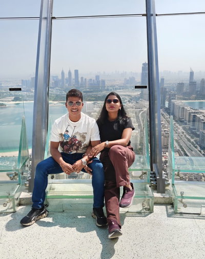 युद्ध के बीच दुबई में फंसे झारखंडी नवदंपति, सरकार से की मार्मिक अपील