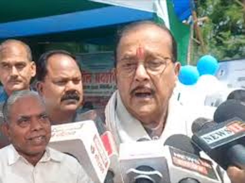 Jharkhand Poltics: अब राधा कृष्ण किशोर ने सीएम को पत्र लिखकर कहा गैस सिलेंडर पर दें 200 रुपये की सब्सिडी