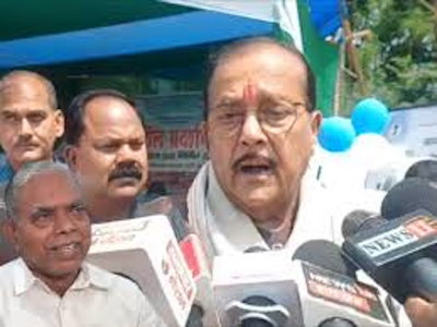 Jharkhand Poltics: अब राधा कृष्ण किशोर ने सीएम को पत्र लिखकर कहा गैस सिलेंडर पर दें 200 रुपये की सब्सिडी