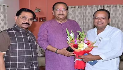 धीरज साहू व इरफान अंसारी की मुलाकात के बाद राधा कृष्ण किशोर ने 18 तक साधी चुप्पी