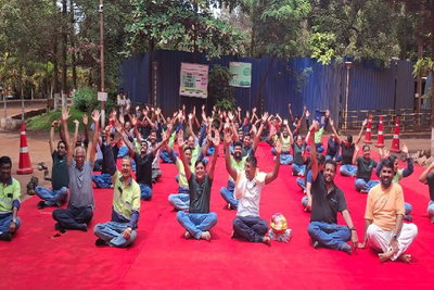 Ranchi News:वेदांता समूह ने विभिन्न इकाइयों में आयोजित किए योग सत्र