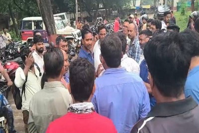 Jamshedpur News: ट्रक चालक पर चापड़ से जानलेवा हमला, हालत गंभीर